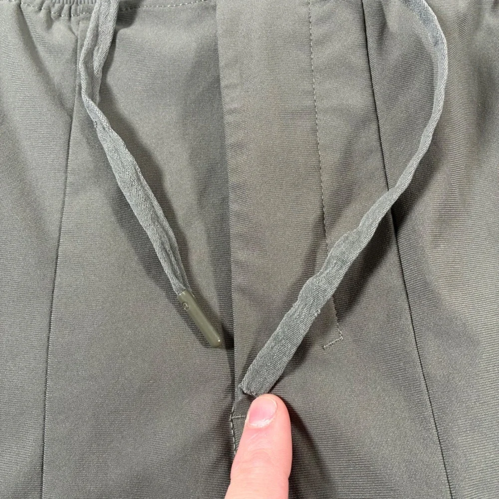 Lululemon ABC Warpstreme Jogger Medium Green Tapered Pants